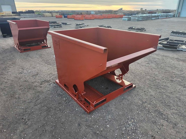 self-dumping-hopper-with-fork-pockets-image-2