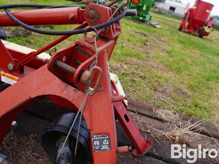 new-holland-616-image-12