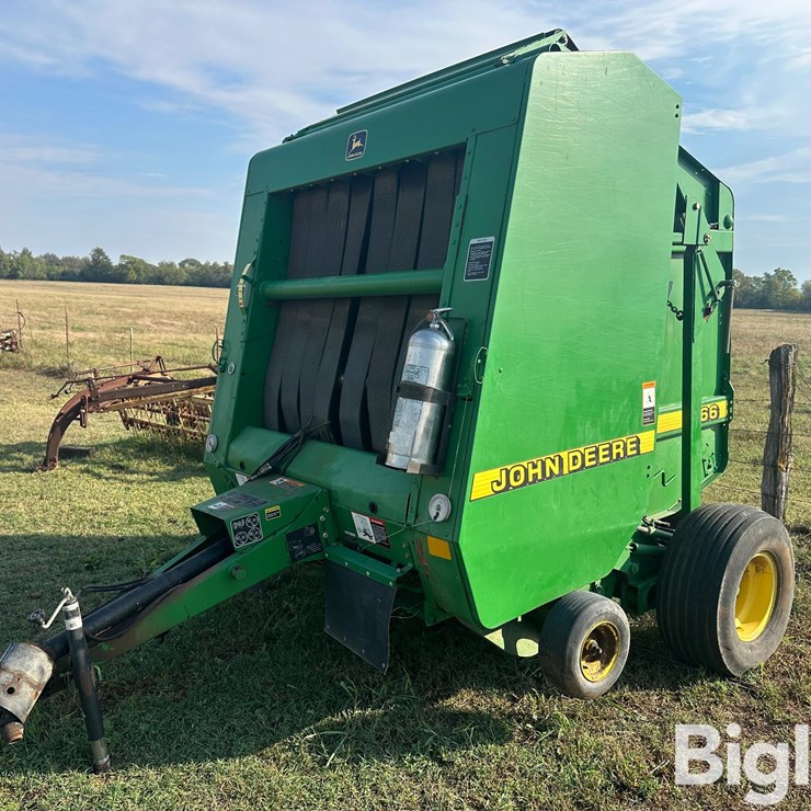 1998 JOHN DEERE 566