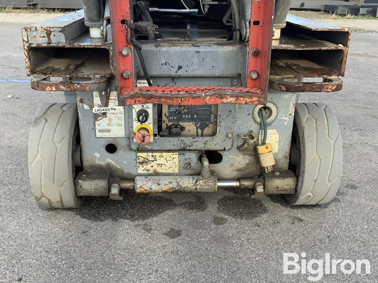 2013-skyjack-sjiii3219-image-9