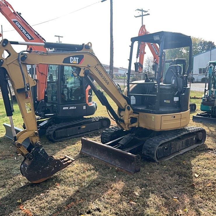 2018 CATERPILLAR 303E CR