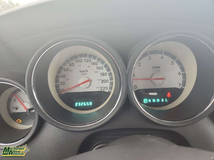 2009-dodge-charger-se-4dr-sedan-image-9