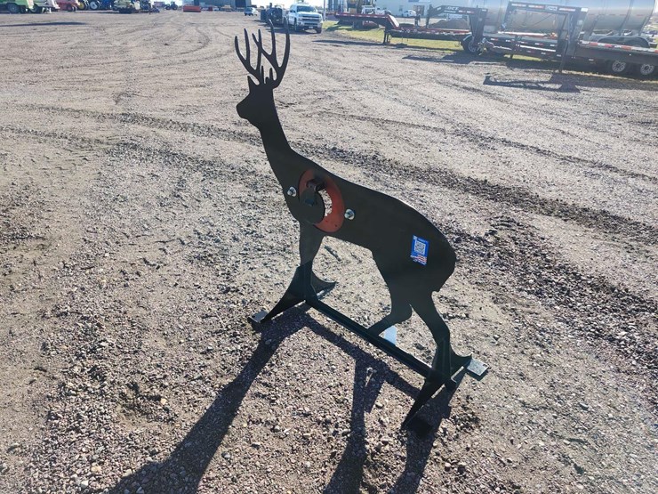 ar500-steel-deer-shooting-target-with-heart-flapper-image-3