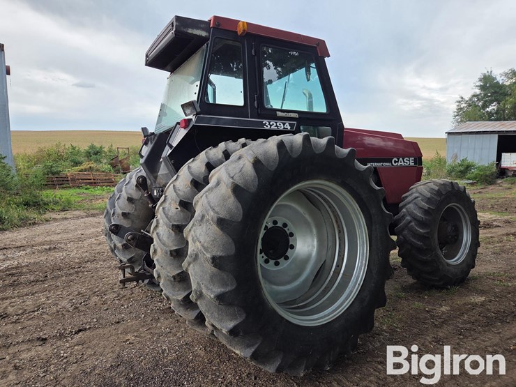 1985-case-ih-3294-image-5