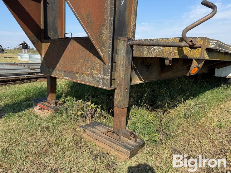 28'-t/a-flatbed-trailer-image-11