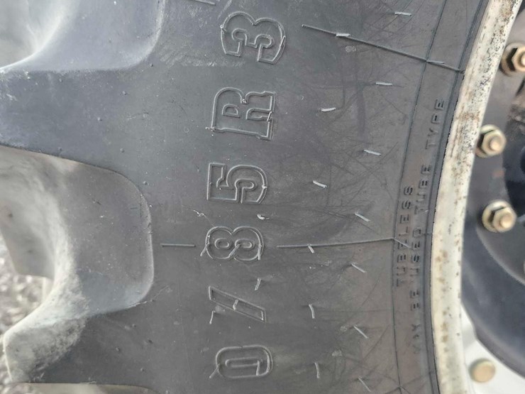 2005-case-ih-mx285-image-35