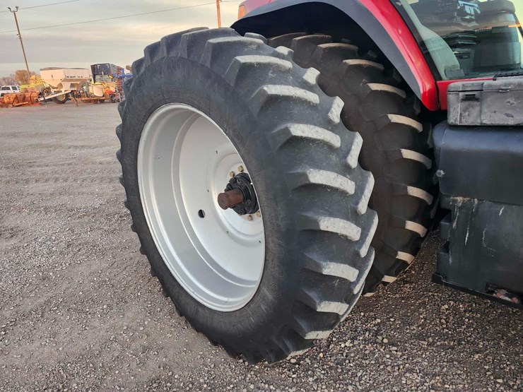 2005-case-ih-mx285-image-40