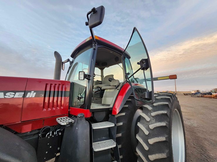 2005-case-ih-mx285-image-24