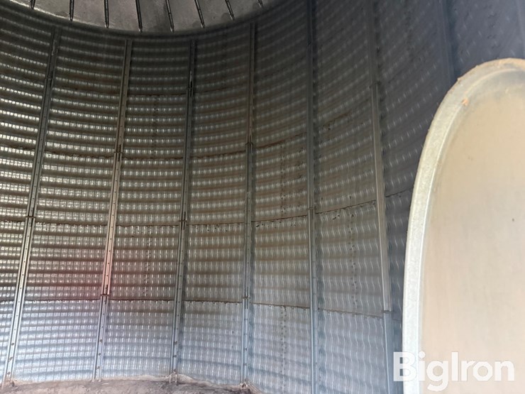 behlen-7,000-bushel-grain-bin-image-15