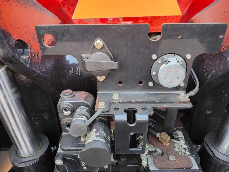 2005-case-ih-mx285-image-33