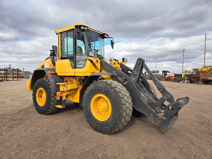 2022-volvo-l60h-image-2