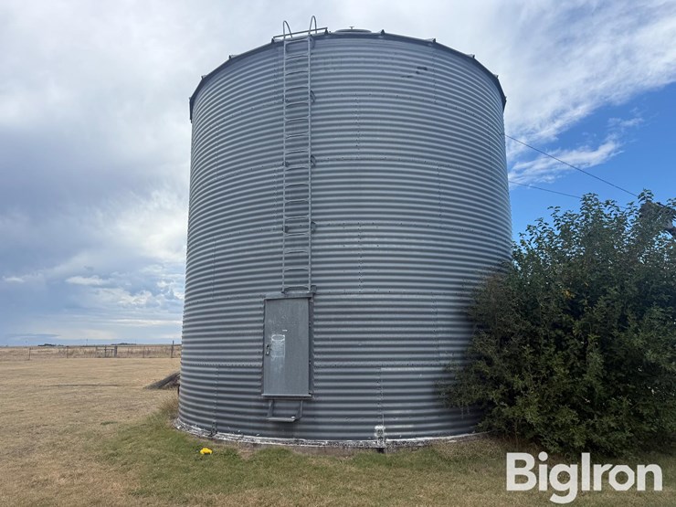 butler-9,500-bushel-grain-bin-image-1