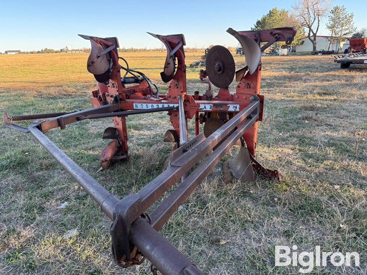 massey-ferguson-57-image-11