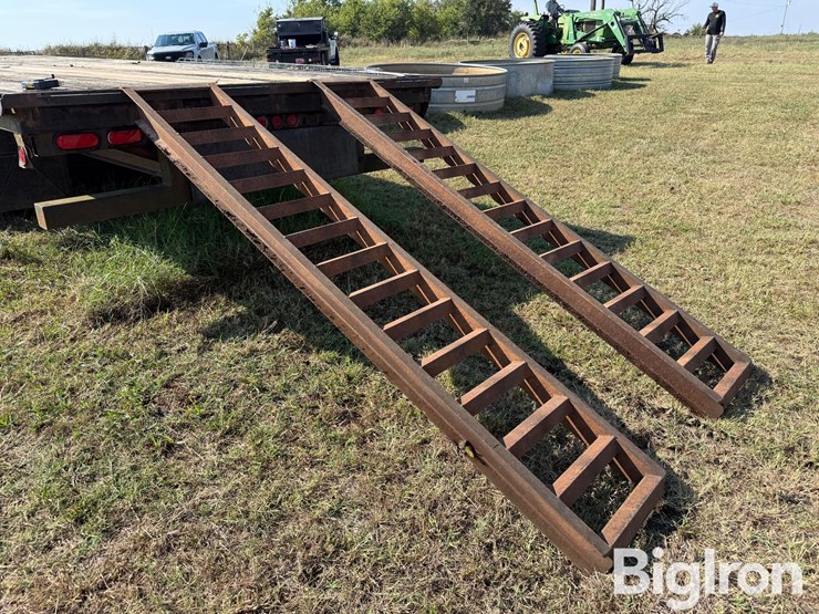 28'-t/a-flatbed-trailer-image-17