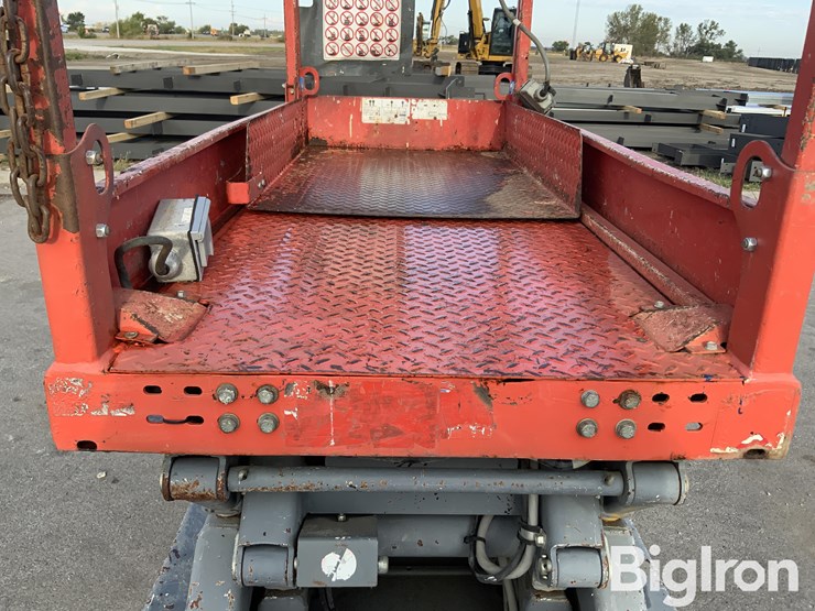 2013-skyjack-sjiii3219-image-11