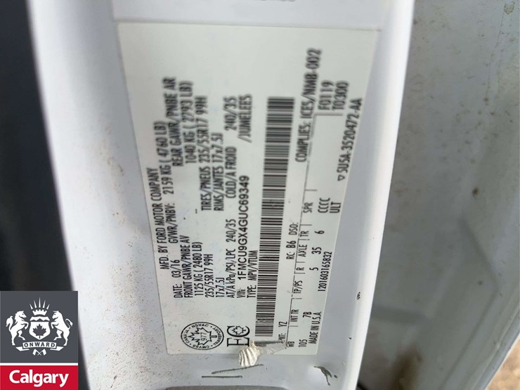 2016-ford-escape-image-24