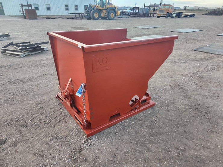 self-dumping-hopper-with-fork-pockets-image-3