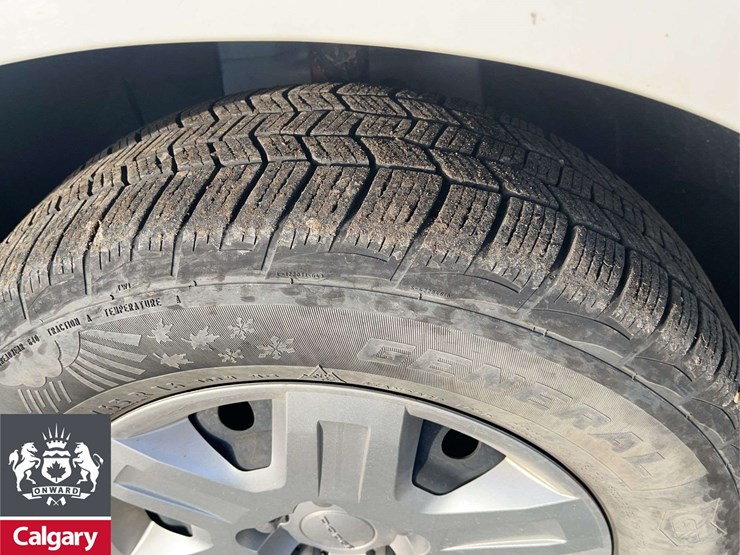 2012-dodge-grand-caravan-sxt-image-7