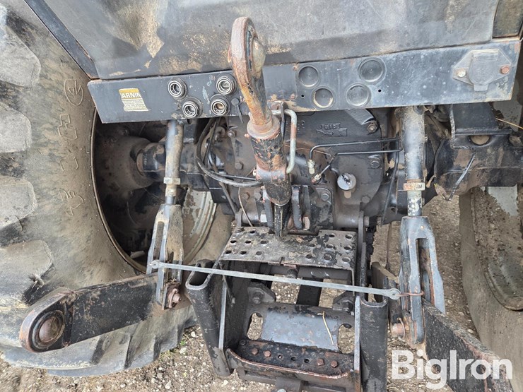 1985-case-ih-3294-image-10