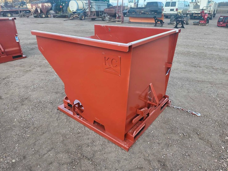 self-dumping-hopper-with-fork-pockets-image-4