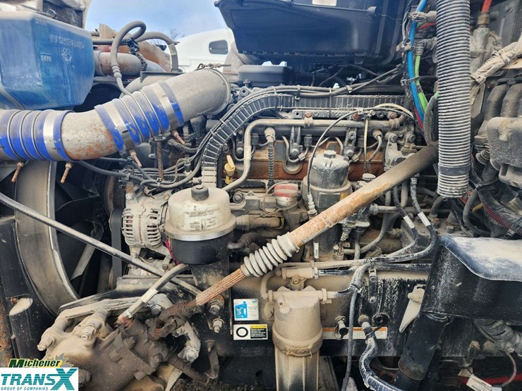 2019-peterbilt-579-image-18