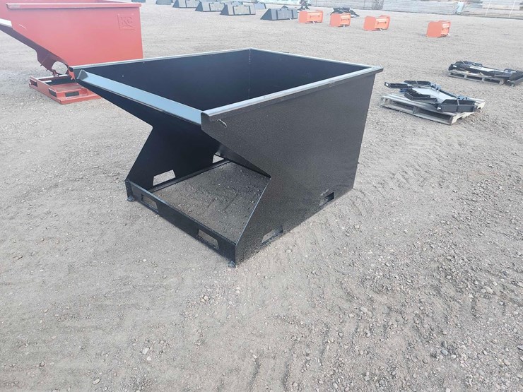 skid-steer-hopper-with-fork-pockets-image-1