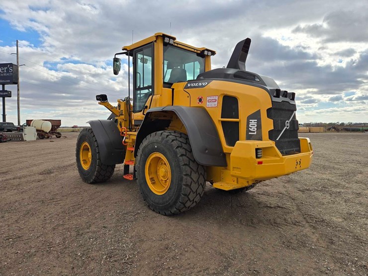 2022-volvo-l60h-image-4