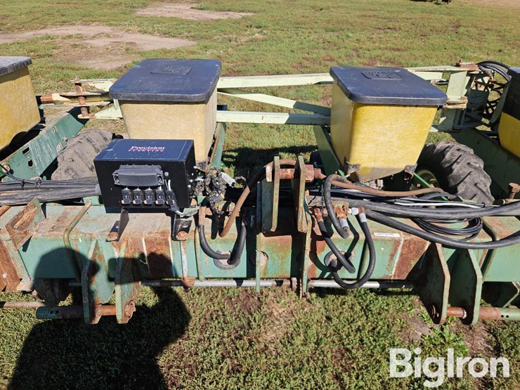 john-deere-7100-image-12