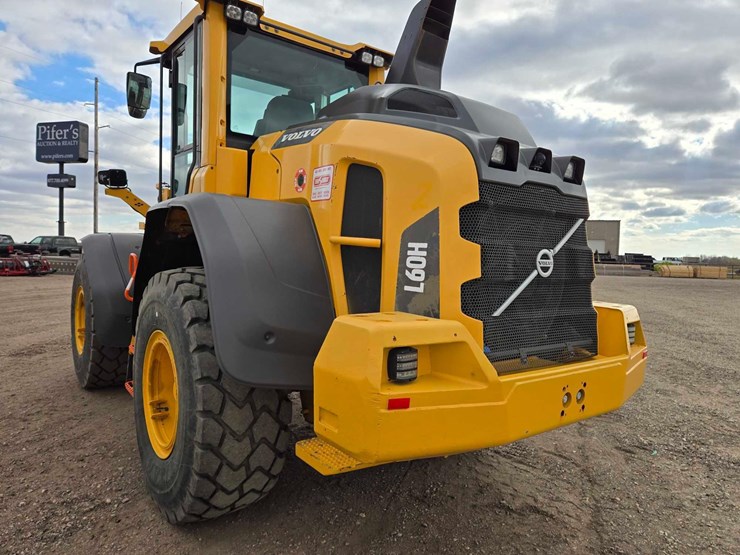 2022-volvo-l60h-image-5