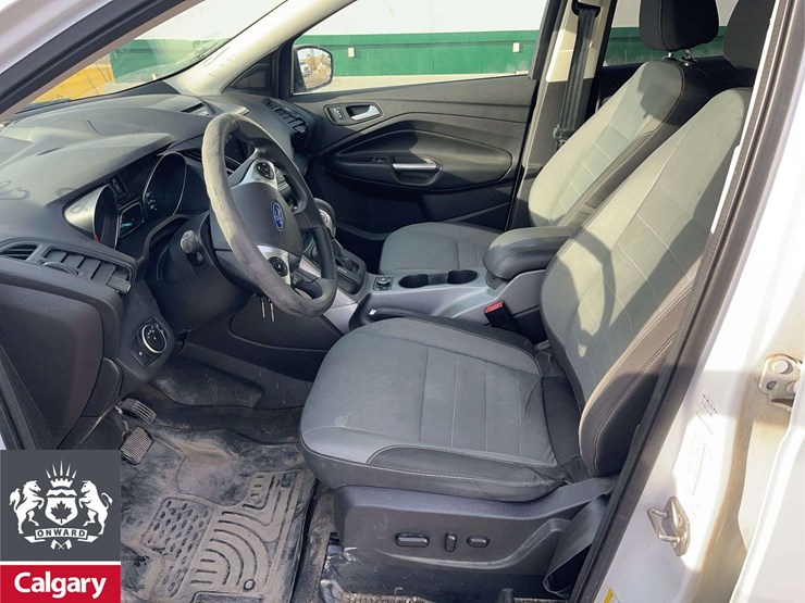 2016-ford-escape-image-18