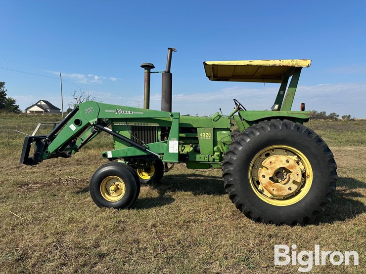 1972-john-deere-4320-image-8