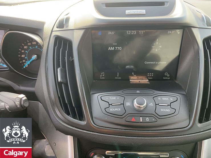 2016-ford-escape-image-11