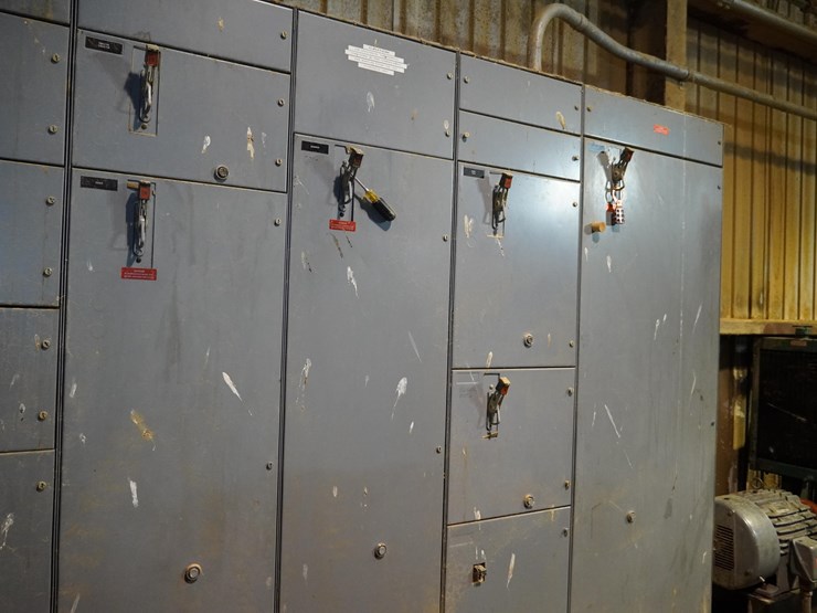 #146-•-unitrol-motor-control-center-image-5