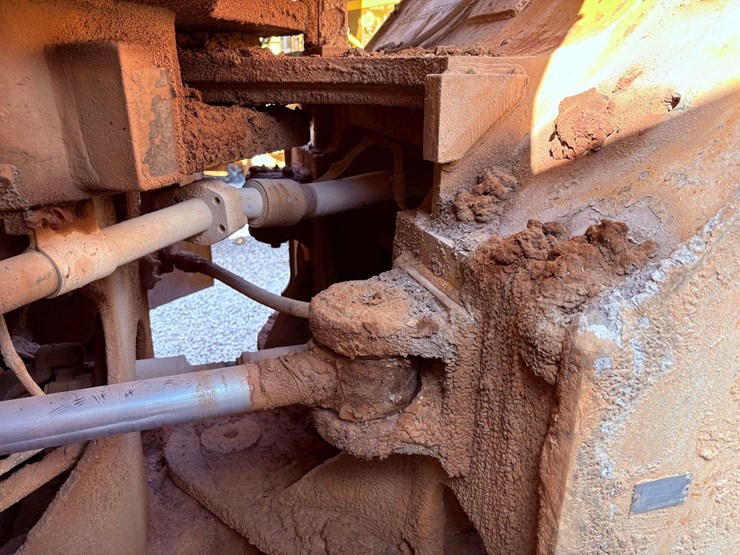 1982-caterpillar-988b-image-31