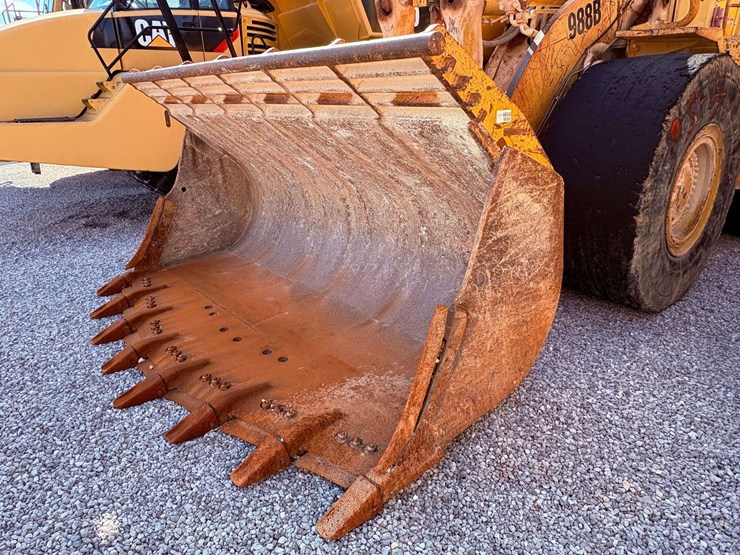 1982-caterpillar-988b-image-11