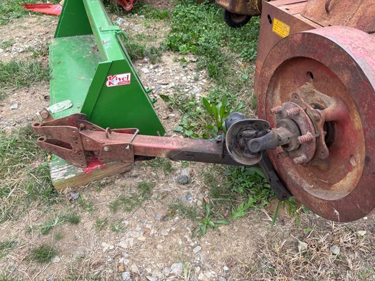 new-holland-67-image-4