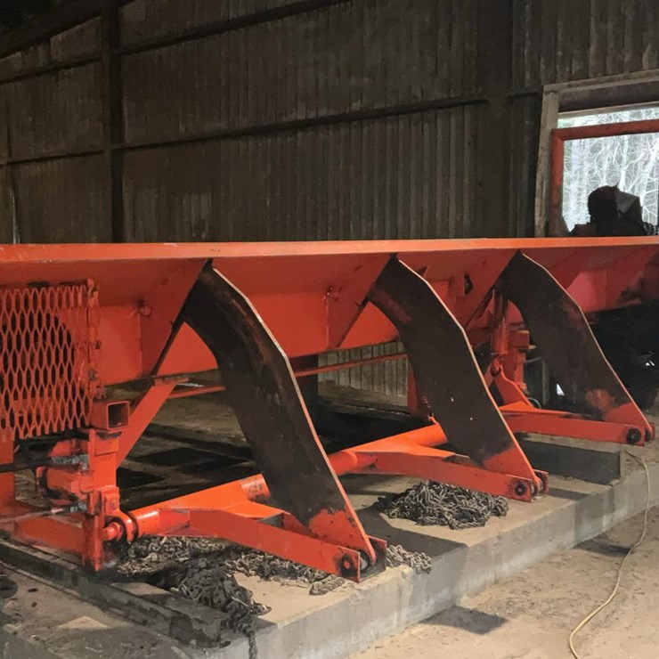 #112 • Morbark Out Feed Trough