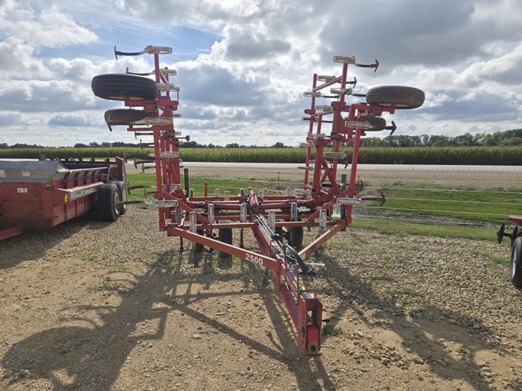 wil-rich-2500-image-2