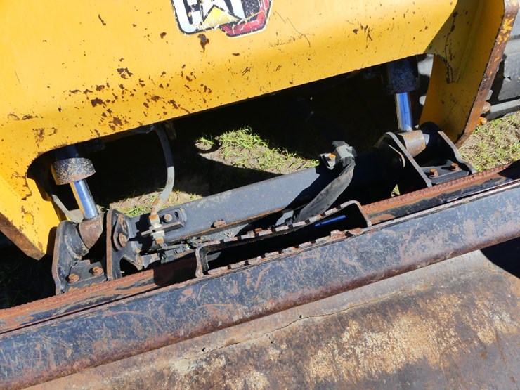 caterpillar-299d3-image-12