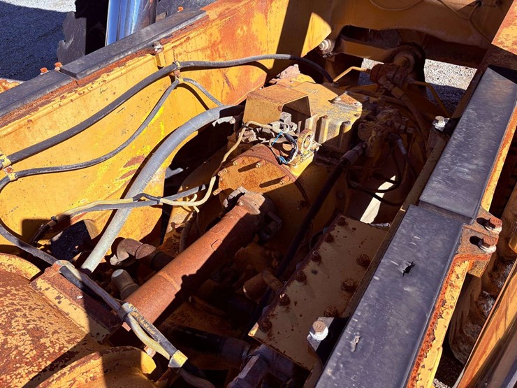 1981-caterpillar-773b-image-31