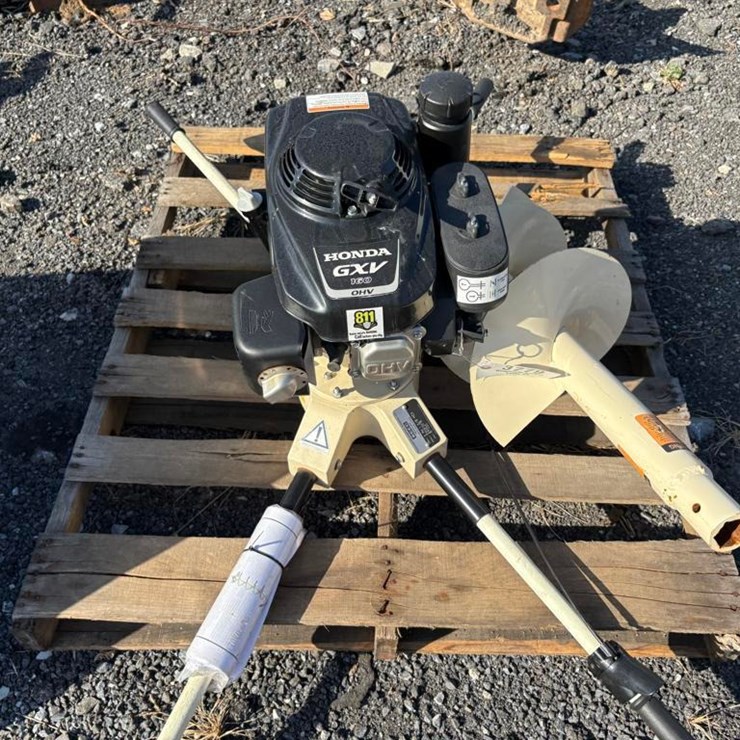 Edco 12in Post Hole Digger