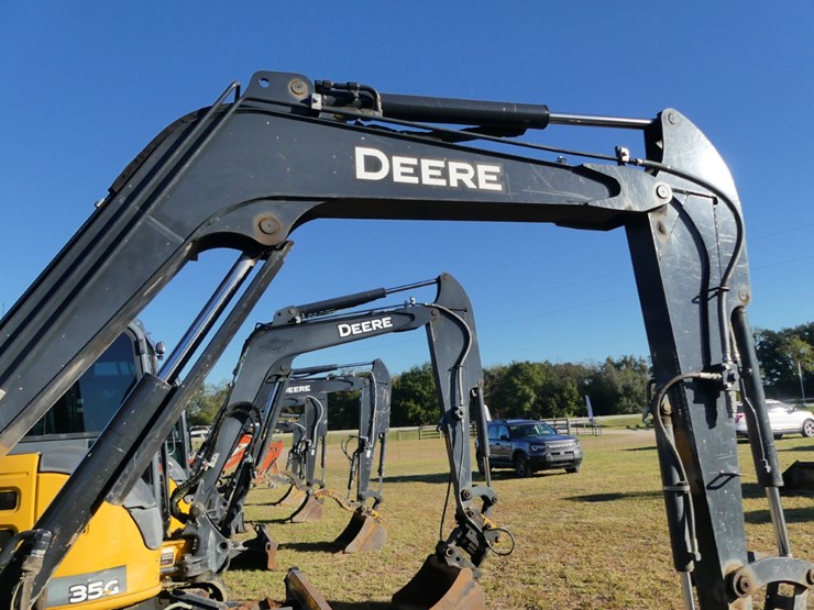 2020-deere-50g-image-12