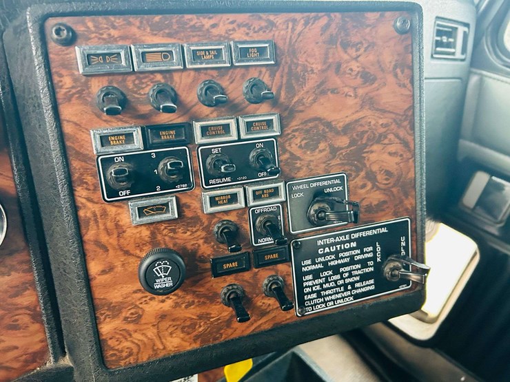 kenworth-t800-image-112