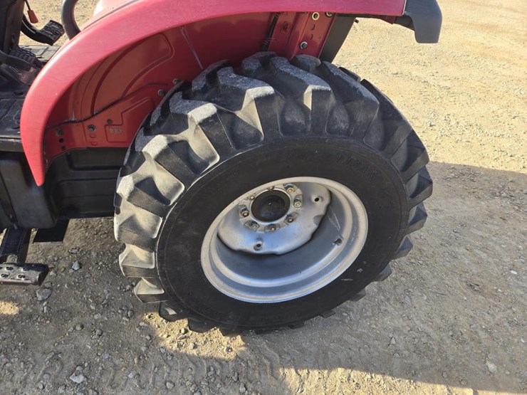 mahindra-3535-image-10