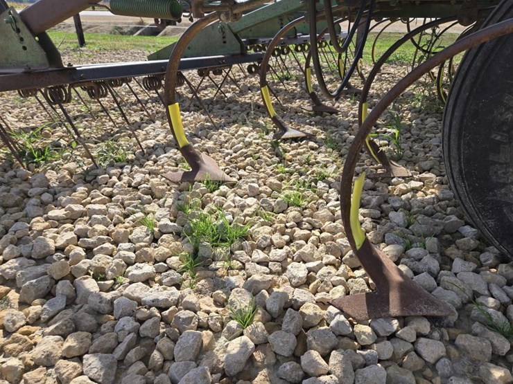 33-john-deere-33-image-16