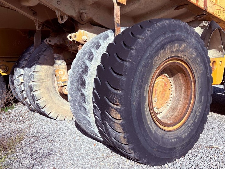 1993-caterpillar-773b-image-10