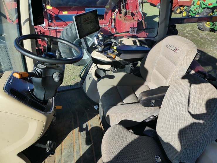 case-ih-magnum-200-image-15