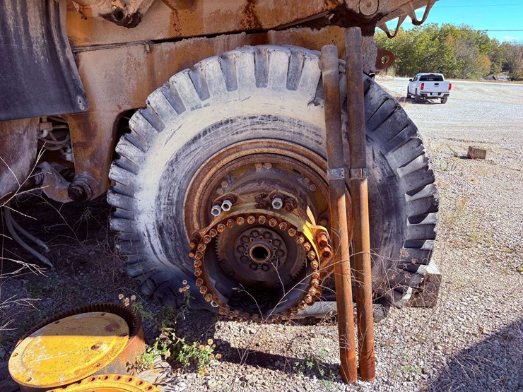 1985-caterpillar-773b-image-27