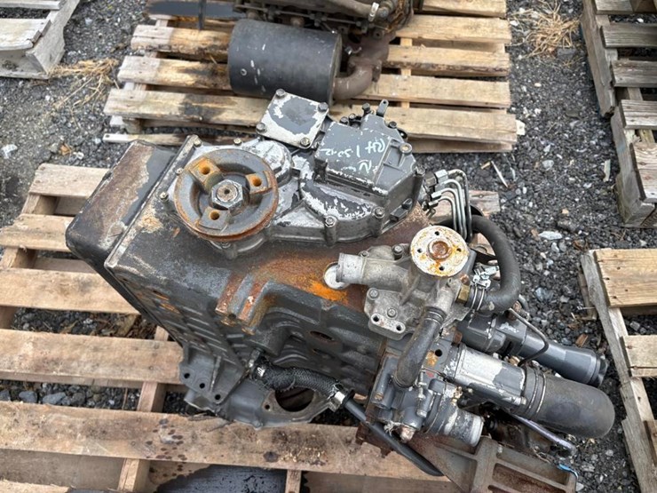 new-holland-ls170-image-5