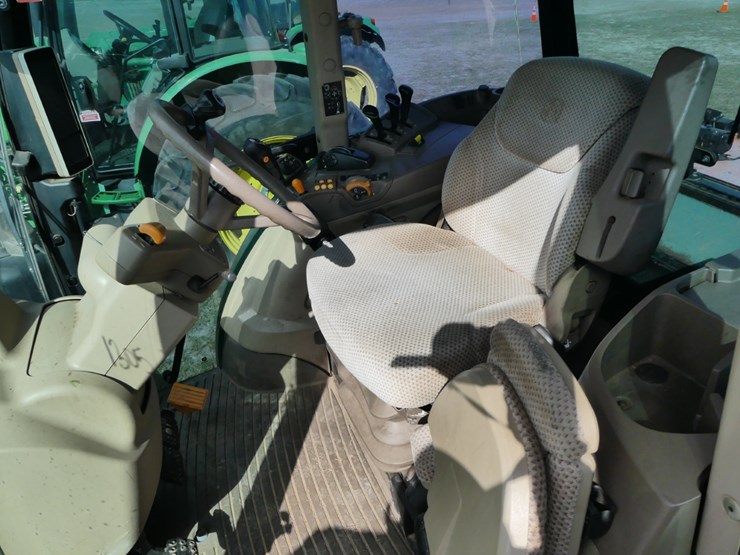 2018-john-deere-5125r-image-9